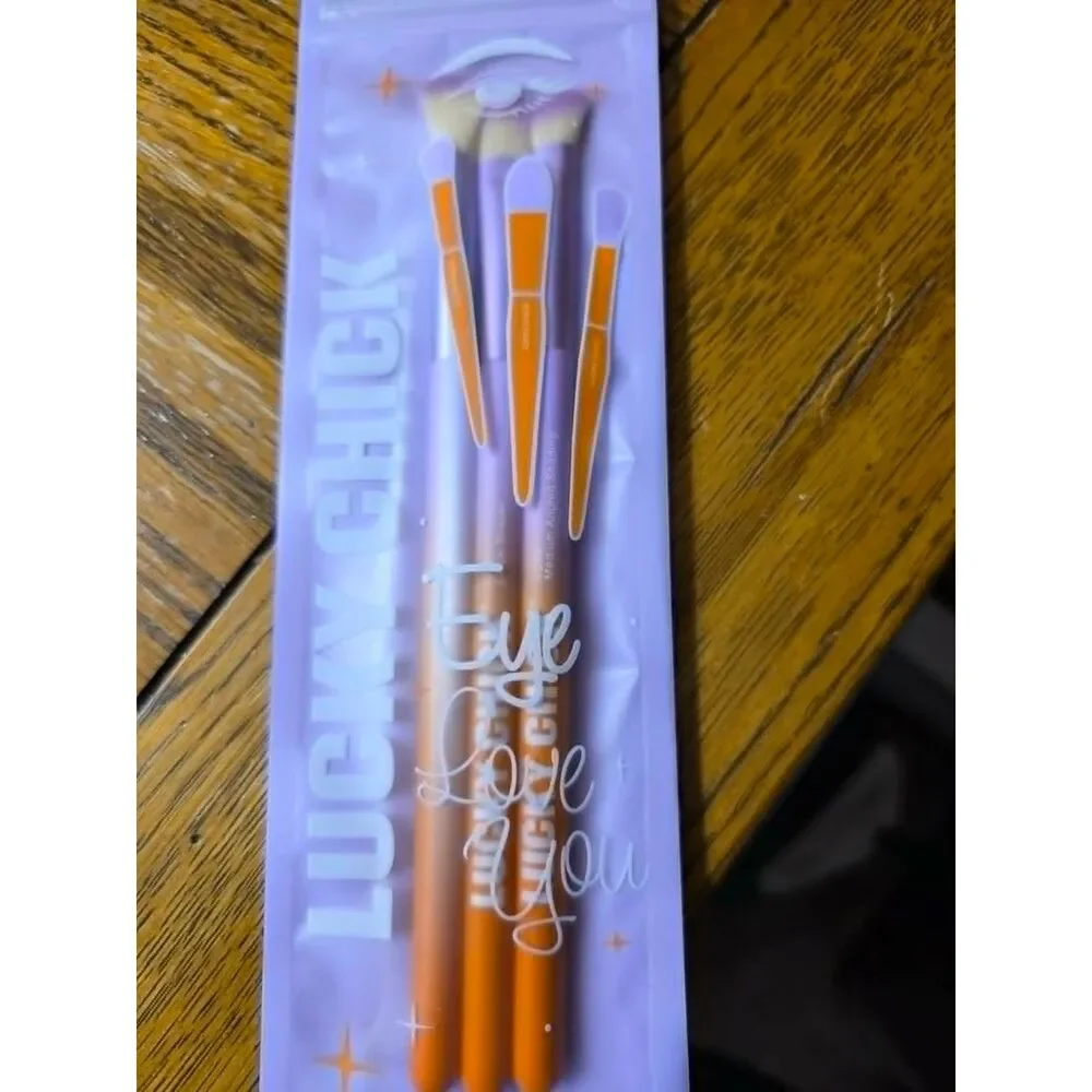 Eye Love You Brush Set